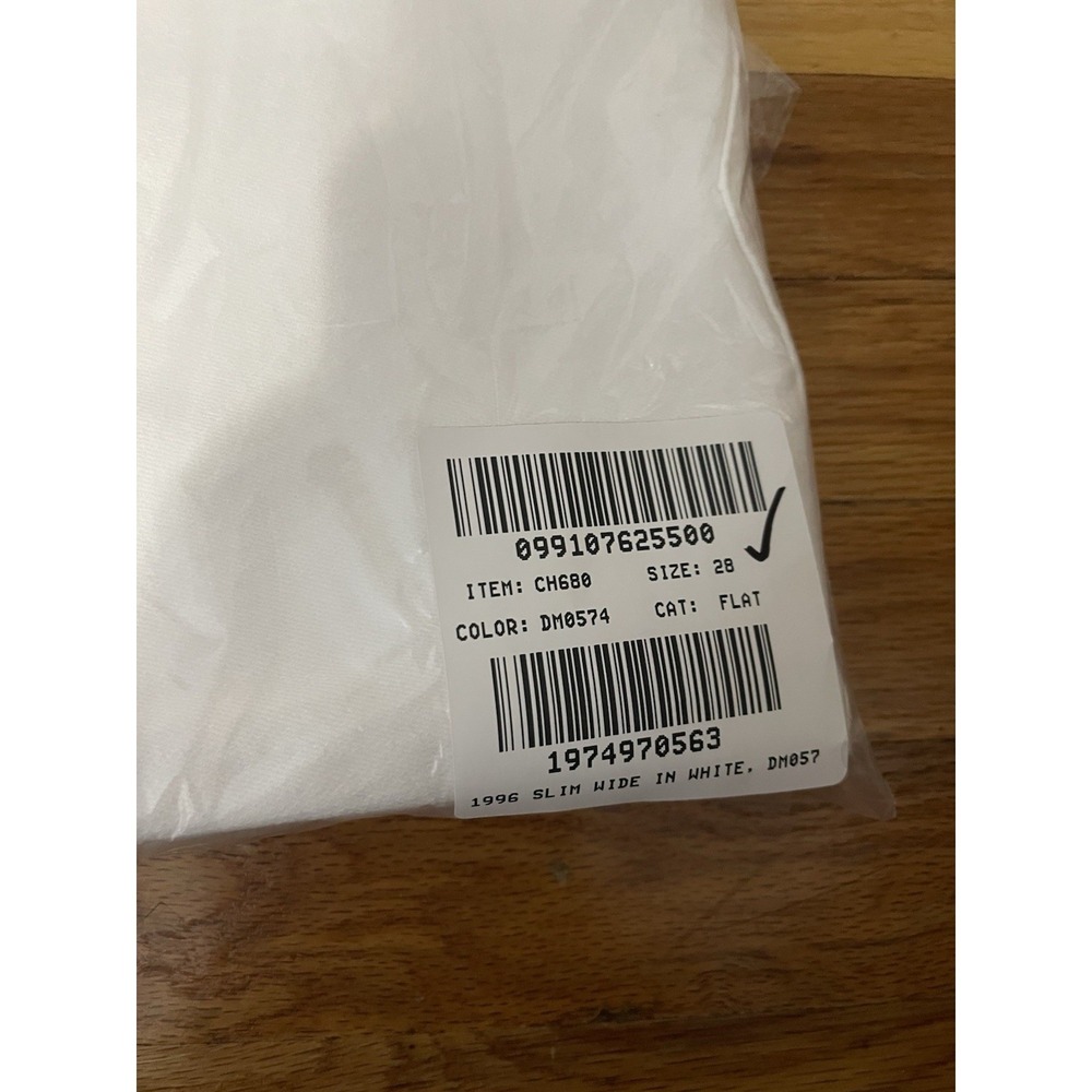J.CREW Slim-wide Jean Size 28 White NEW Coastal Casual Beach Summer Modern CH680 - Picture 15 of 16